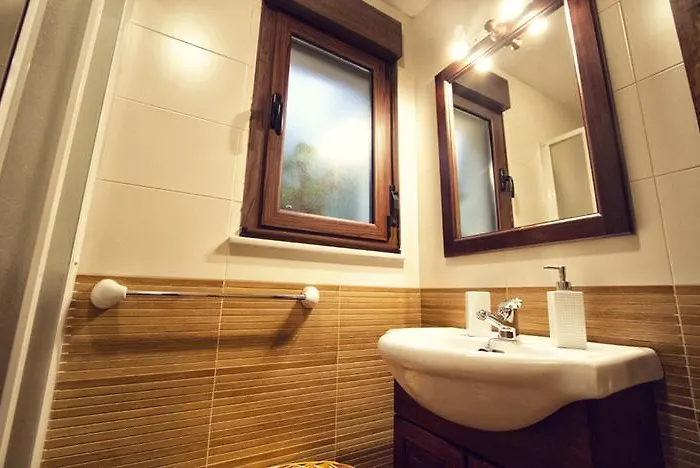 El Caseron * Soto De Cangas